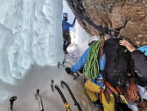 ALPINISIMU D'INVERNU IN CORSICA ALPINISIMU D'INVERNU IN CORSICA