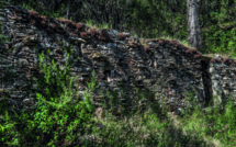 L’Ernaghji,  Les ruchers anciens